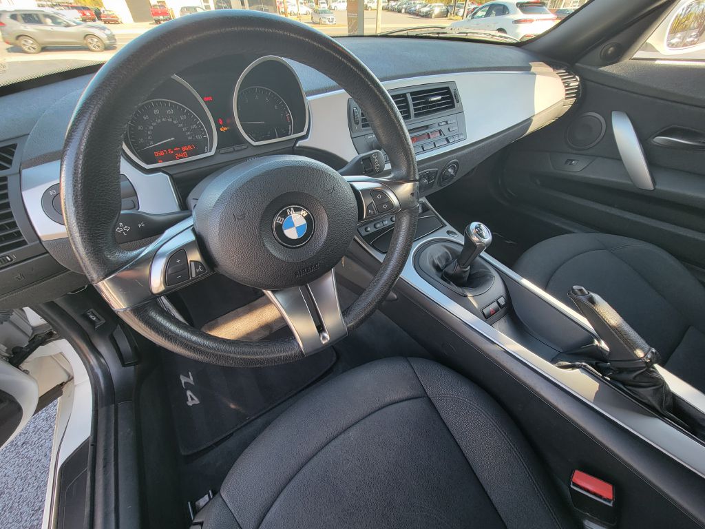 Image for 2007 BMW Z4 3.0 ROADSTER RARE 6-Speed Manual! Michelins