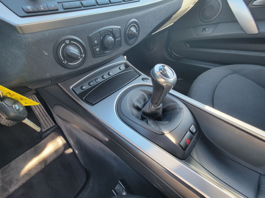 Image for 2007 BMW Z4 3.0 ROADSTER RARE 6-Speed Manual! Michelins