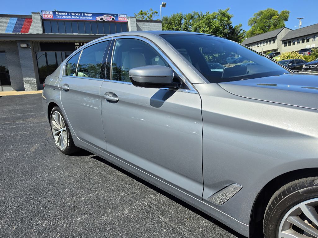 Image for 2023 BMW 530I XDRIVE LUX 1-Owner Blind Spot-Lane Depart