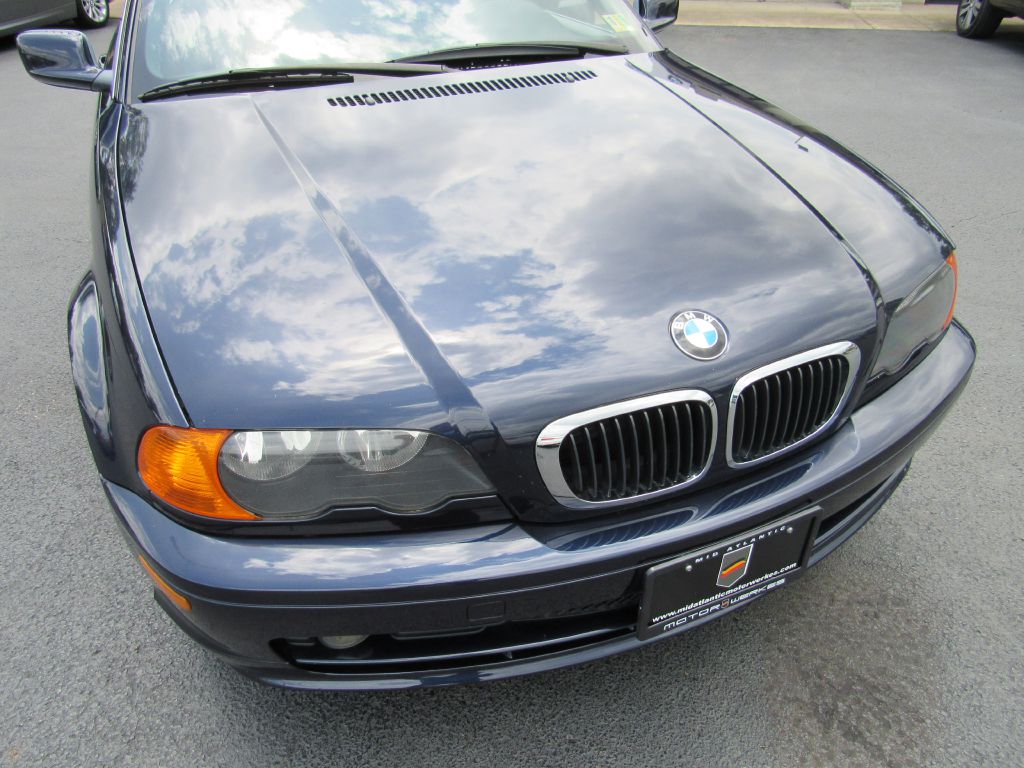 Image for 2001 BMW 325 CONVERTIBLE 5-Speed Manual - Consignment