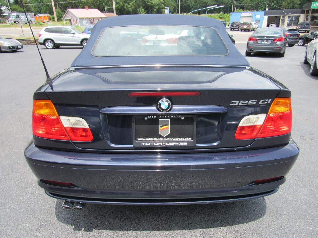 Image for 2001 BMW 325 CONVERTIBLE 5-Speed Manual - Consignment