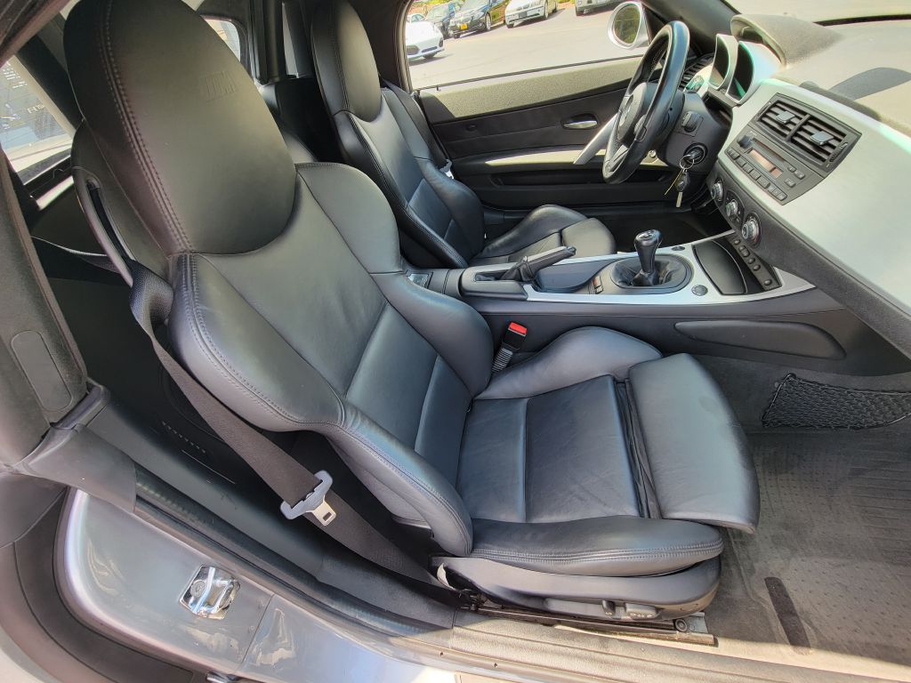 Image for 2006 BMW Z4 ///M 6-SPEED MANUAL New Brakes / Tires!!