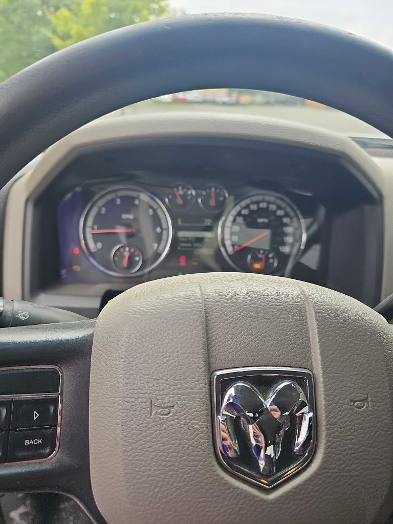 Photo 11 of this DODGE RAM 1500