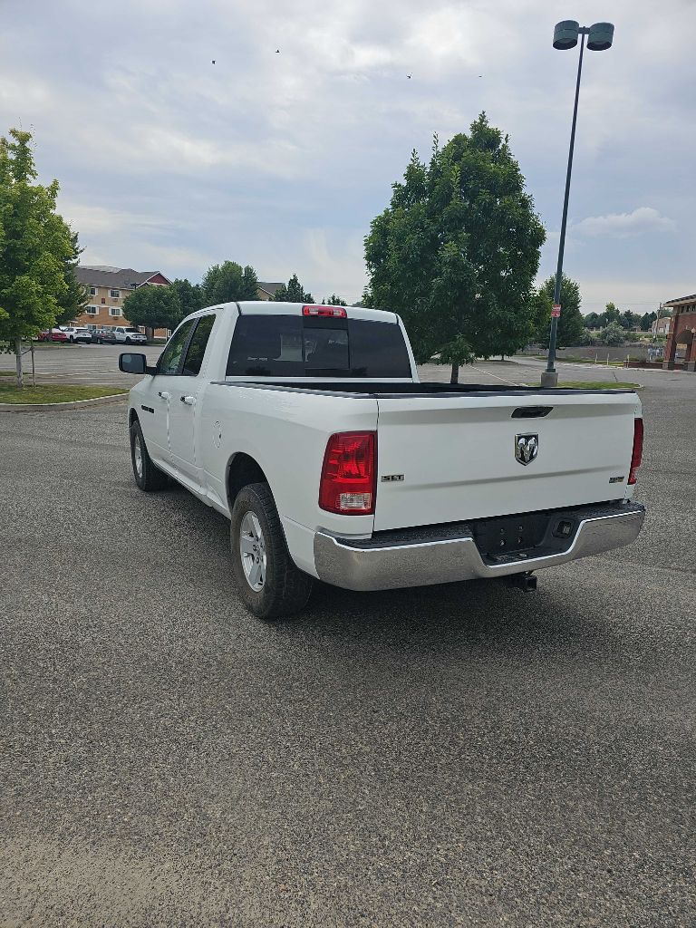 Photo 6 of this DODGE RAM 1500