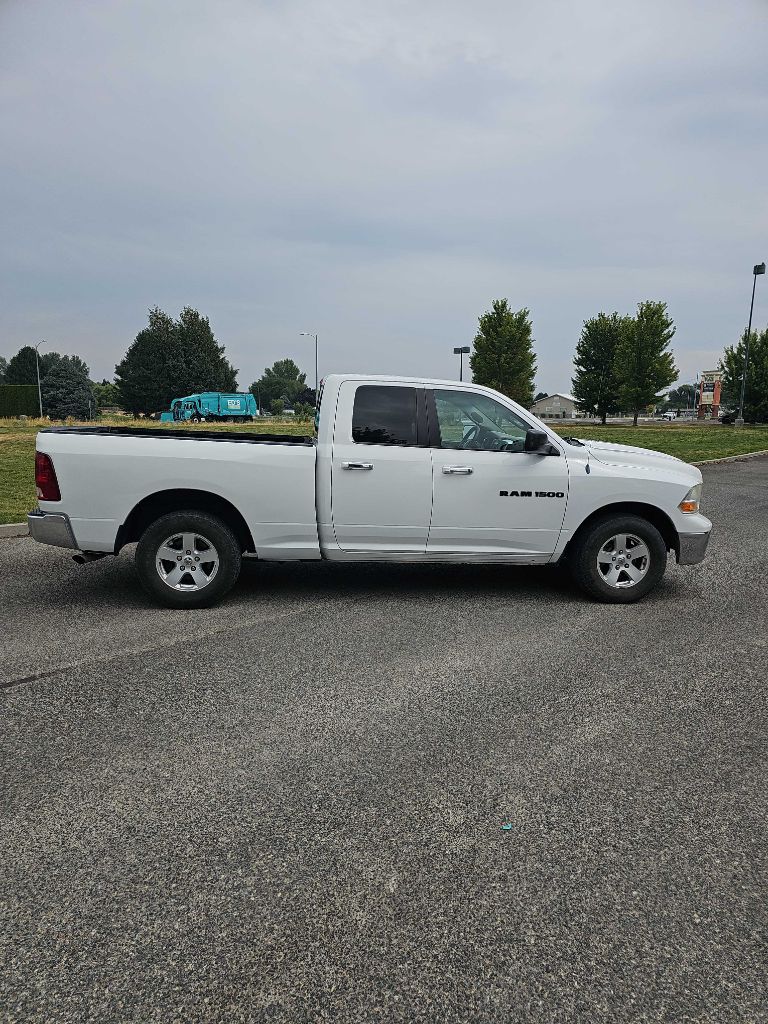 Photo 9 of this DODGE RAM 1500