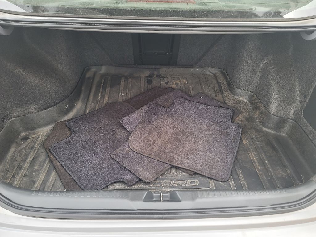 Photo 10 of this HONDA ACCORD