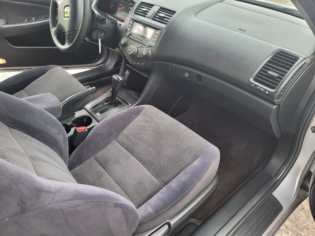 Photo 7 of this HONDA ACCORD