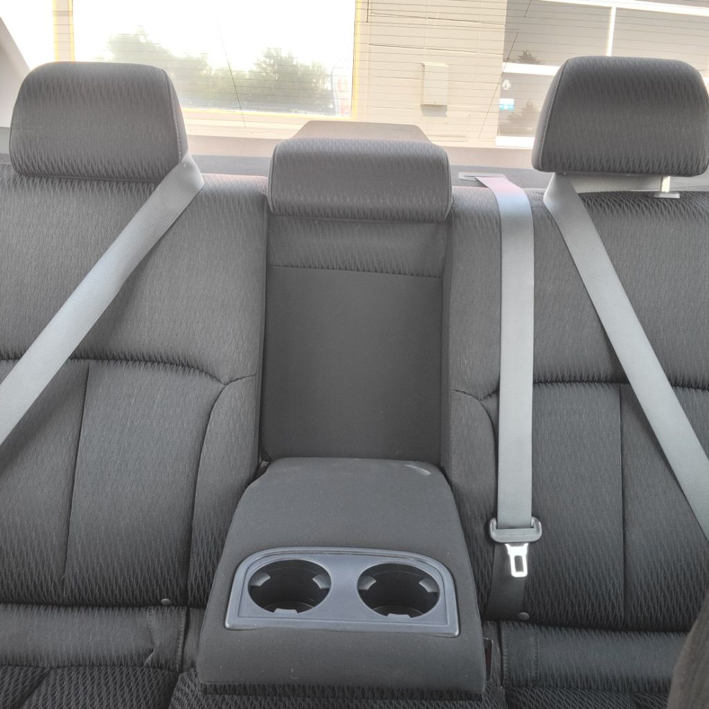 Photo 8 of this SUBARU LEGACY