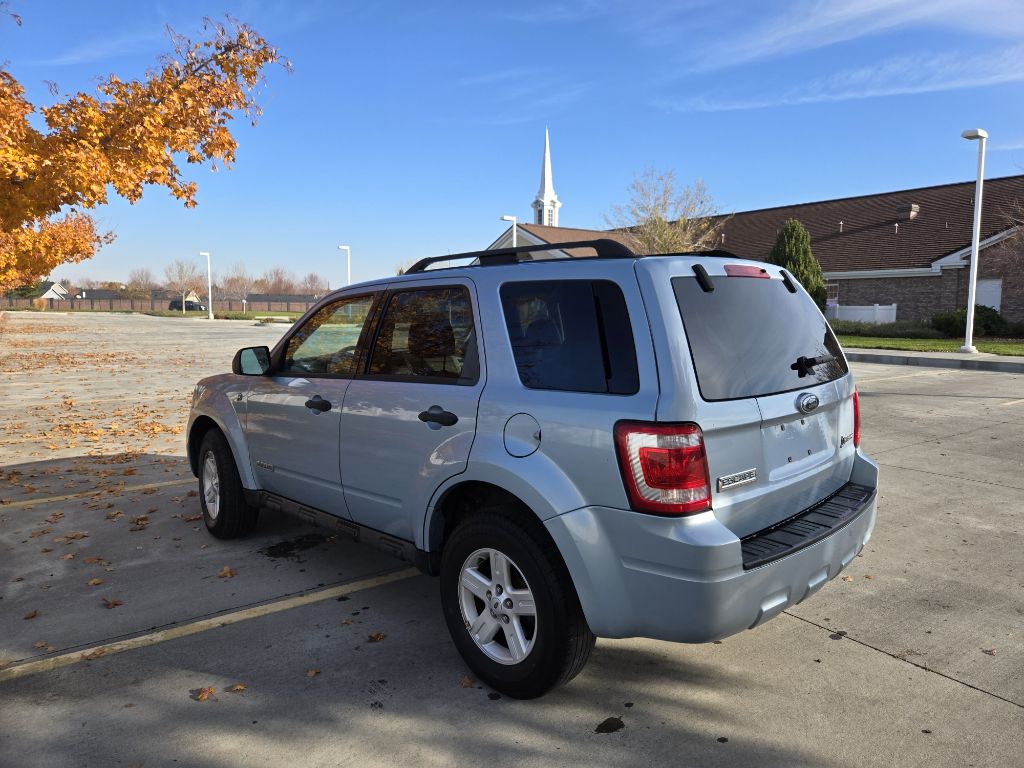 Photo 10 of this FORD ESCAPE