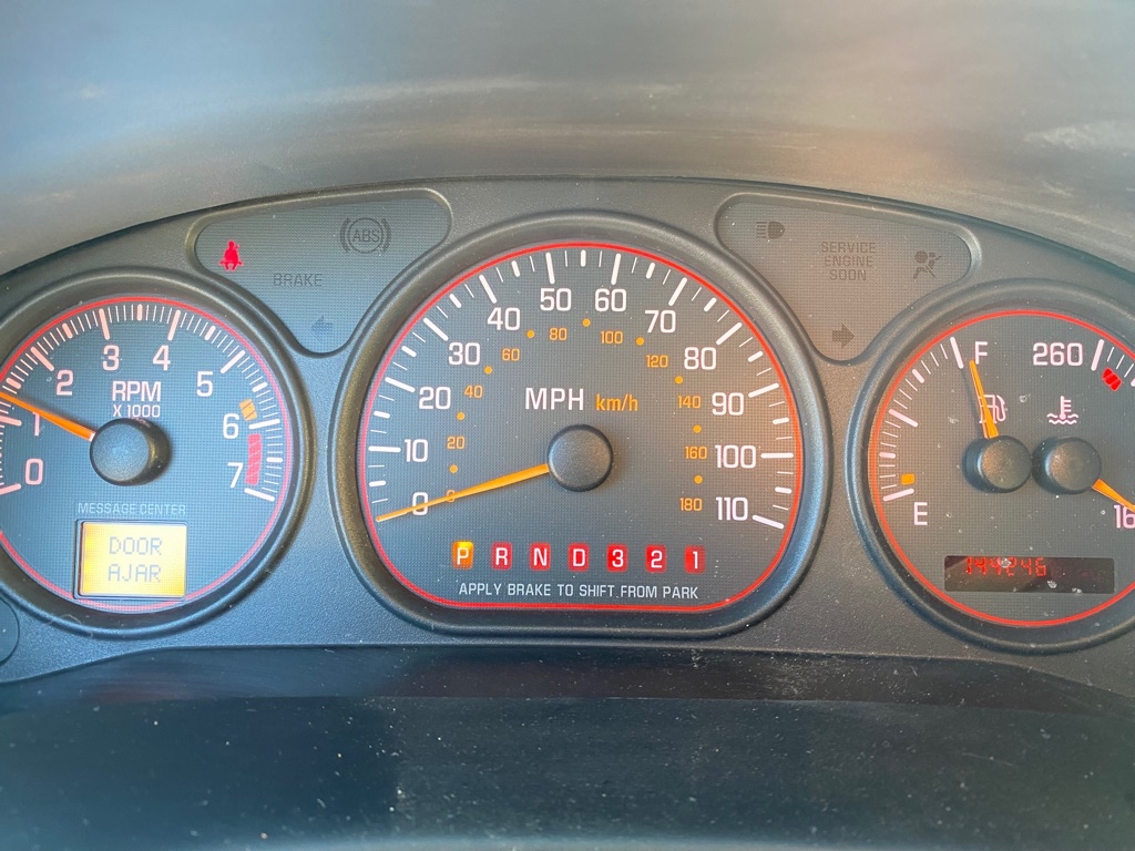 Photo 5 of this PONTIAC MONTANA