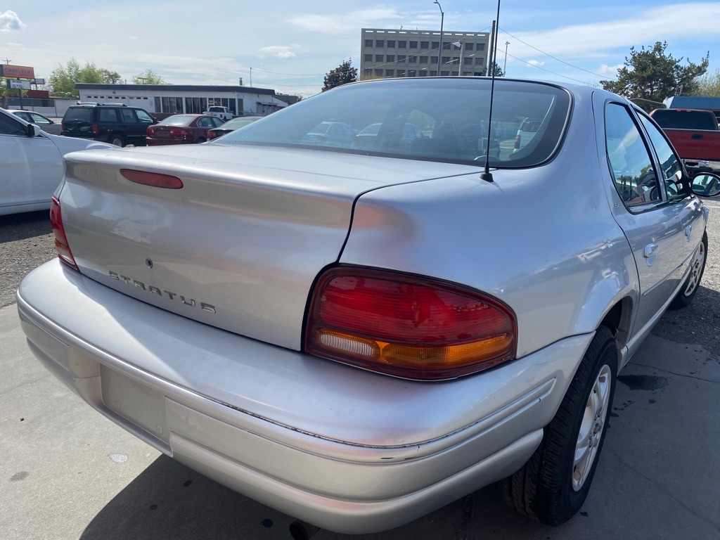 Photo 3 of this DODGE STRATUS