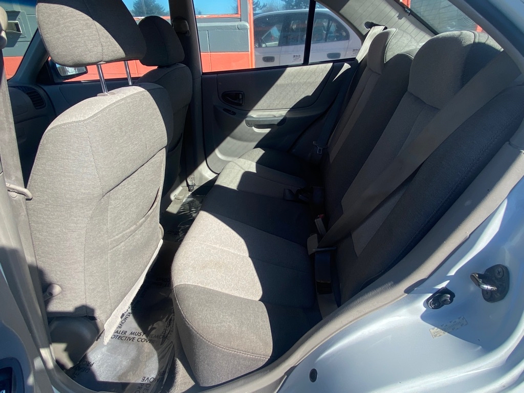 Photo 9 of this HYUNDAI ACCENT