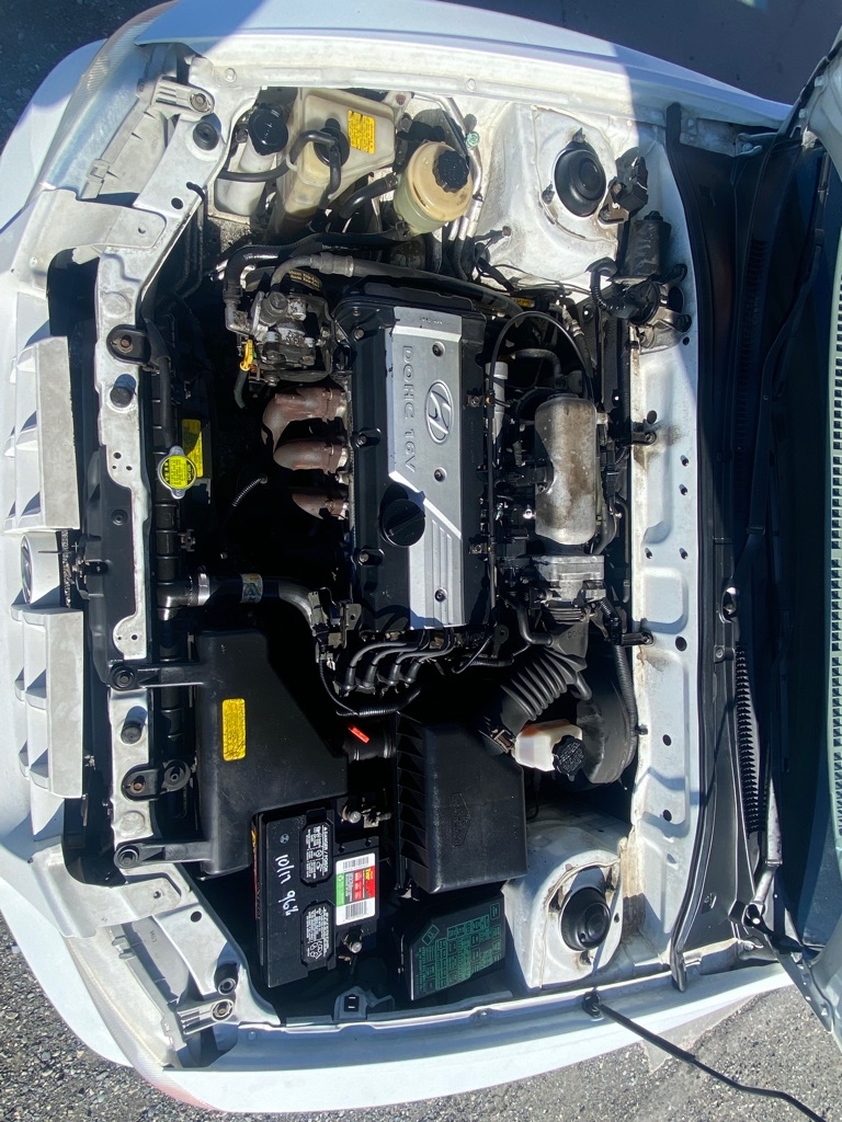 Photo 13 of this HYUNDAI ACCENT
