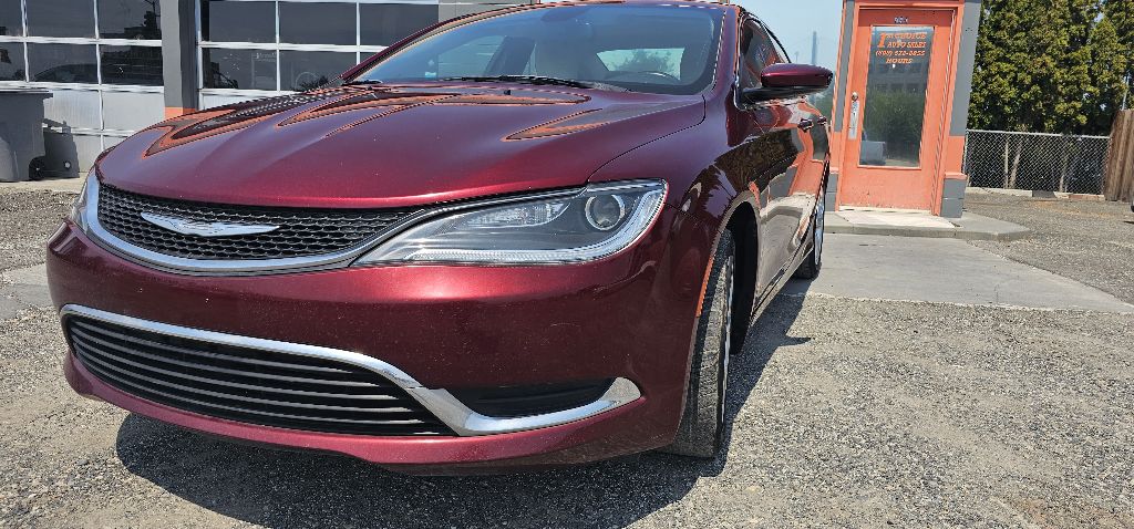 2016 CHRYSLER 200