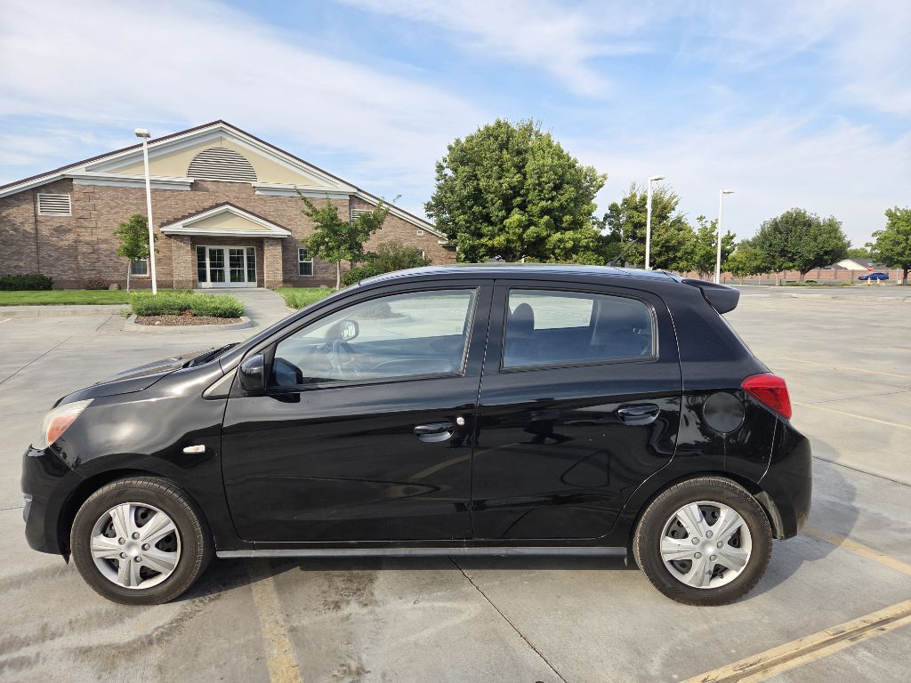 Photo 8 of this MITSUBISHI MIRAGE