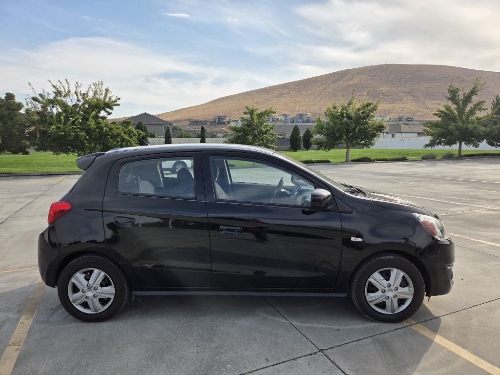 Photo 5 of this MITSUBISHI MIRAGE
