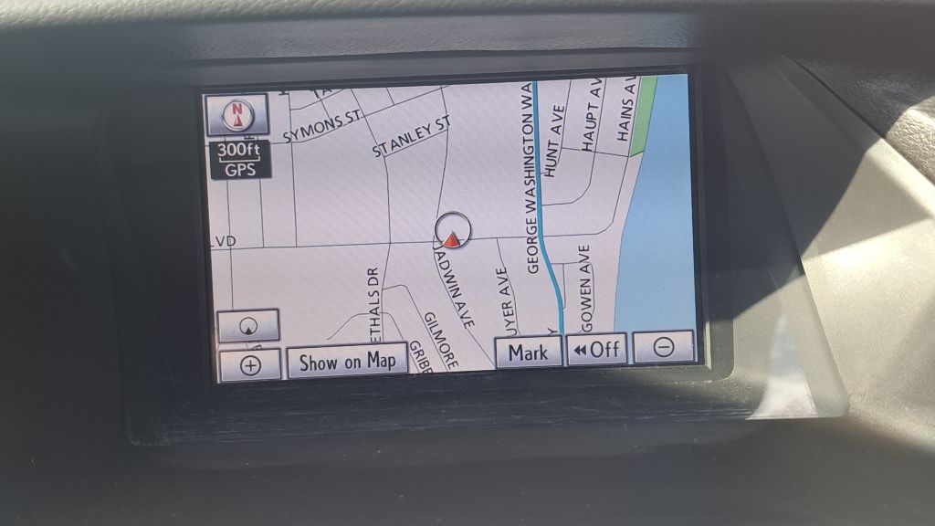 Photo 14 of this LEXUS RX