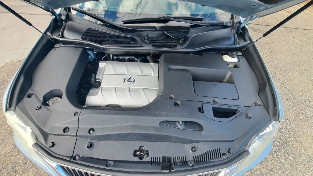 Photo 30 of this LEXUS RX