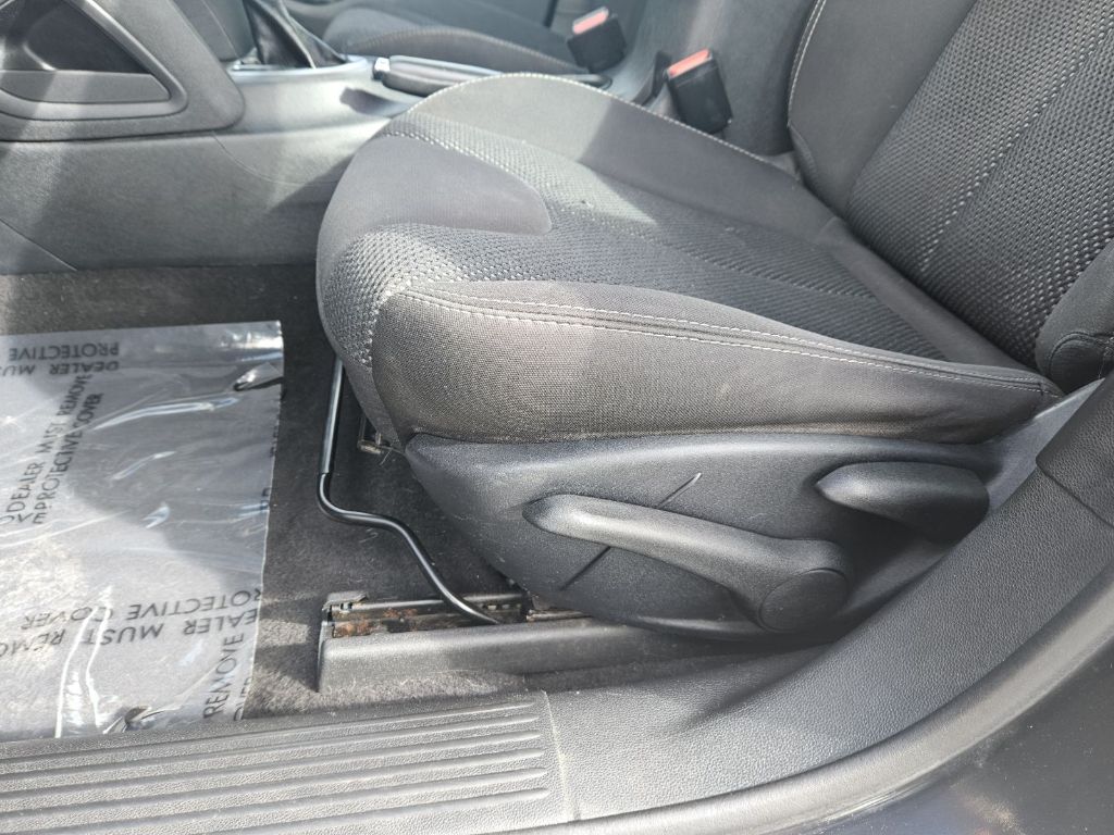Photo 16 of this DODGE DART