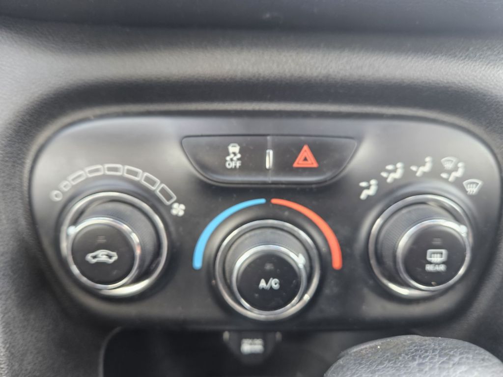 Photo 12 of this DODGE DART
