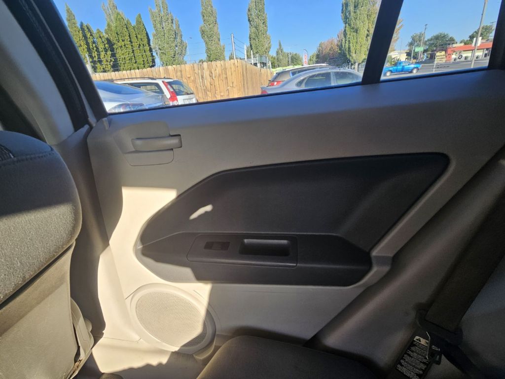 Photo 20 of this DODGE CALIBER