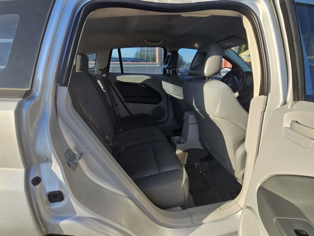 Photo 19 of this DODGE CALIBER