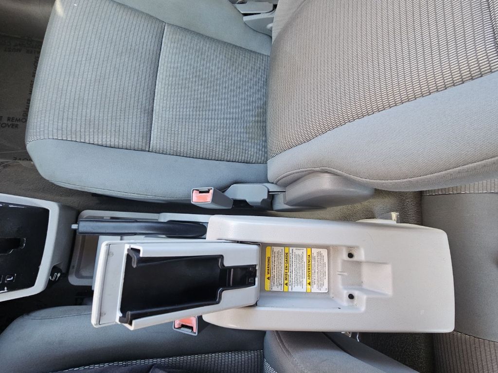 Photo 15 of this DODGE CALIBER