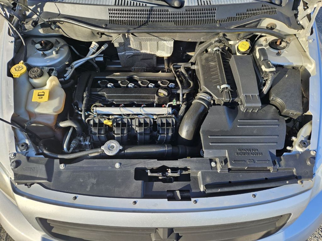 Photo 24 of this DODGE CALIBER