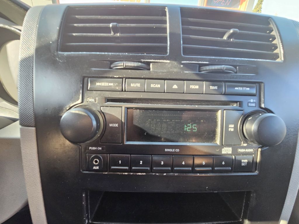 Photo 9 of this DODGE CALIBER