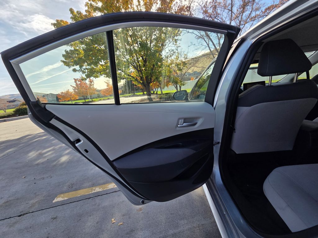 Photo 14 of this TOYOTA COROLLA