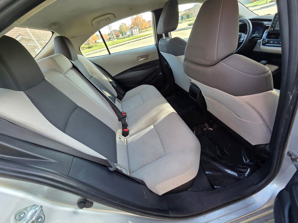 Photo 13 of this TOYOTA COROLLA