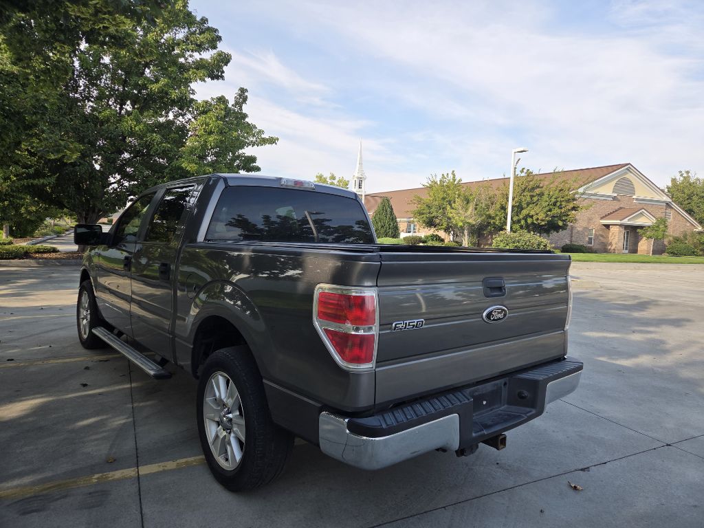 Photo 8 of this FORD F150