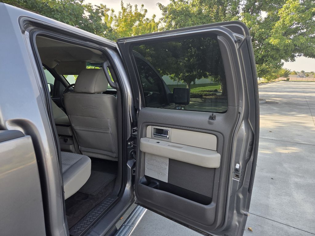 Photo 17 of this FORD F150