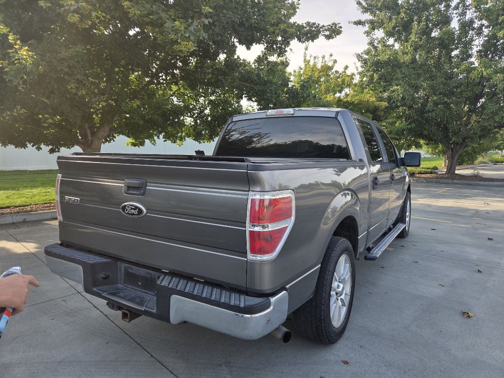 Photo 5 of this FORD F150
