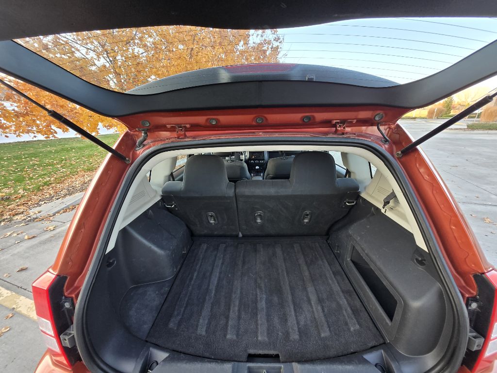 Photo 12 of this JEEP COMPASS