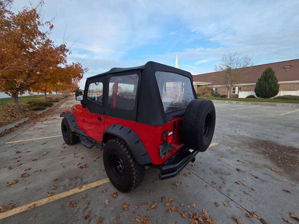 Photo 7 of this JEEP WRANGLER / YJ