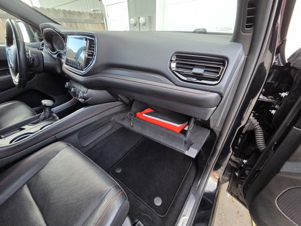 Photo 33 of this DODGE DURANGO
