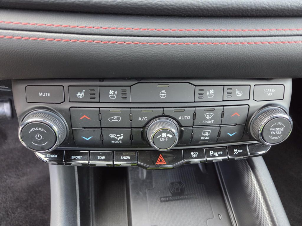 Photo 35 of this DODGE DURANGO