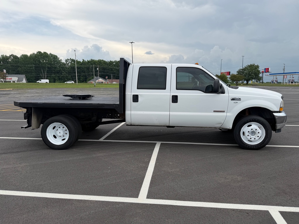 Photo 3 of this FORD F450