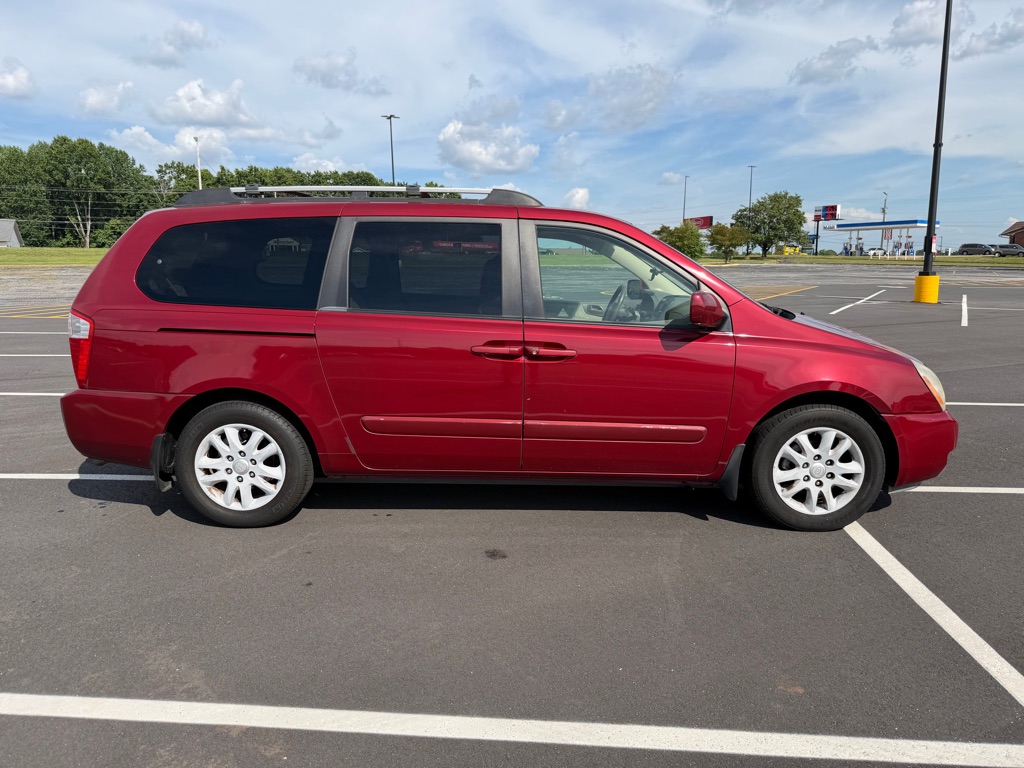 Photo 3 of this KIA SEDONA