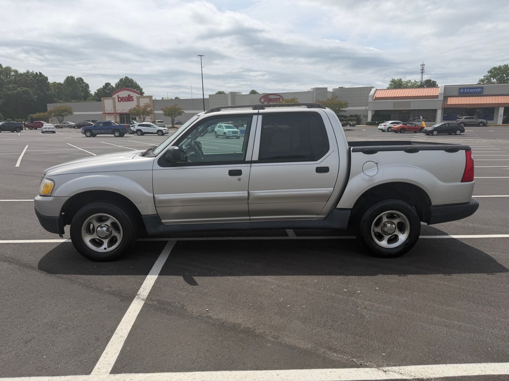 2005 FORD EXPLORER SPORT
