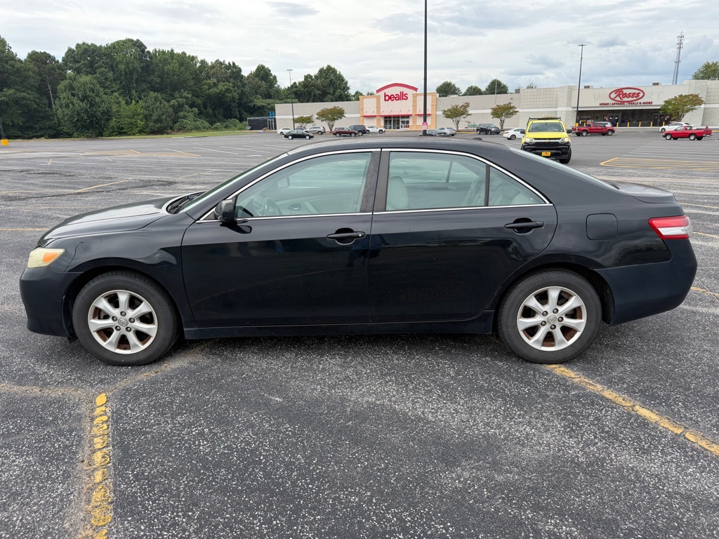 Photo 3 of this TOYOTA CAMRY