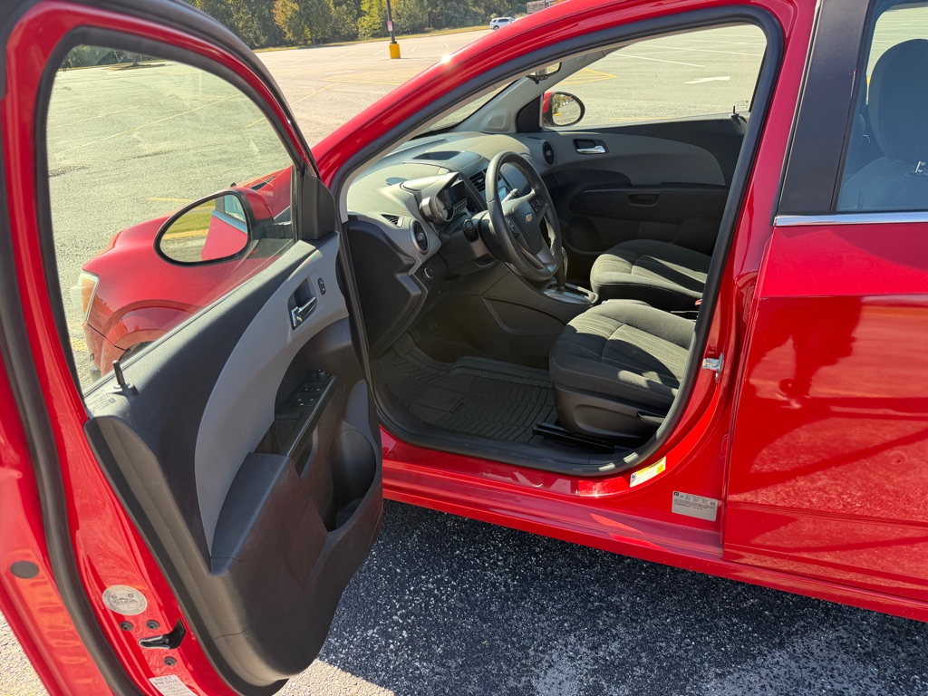 Photo 7 of this CHEVROLET SONIC