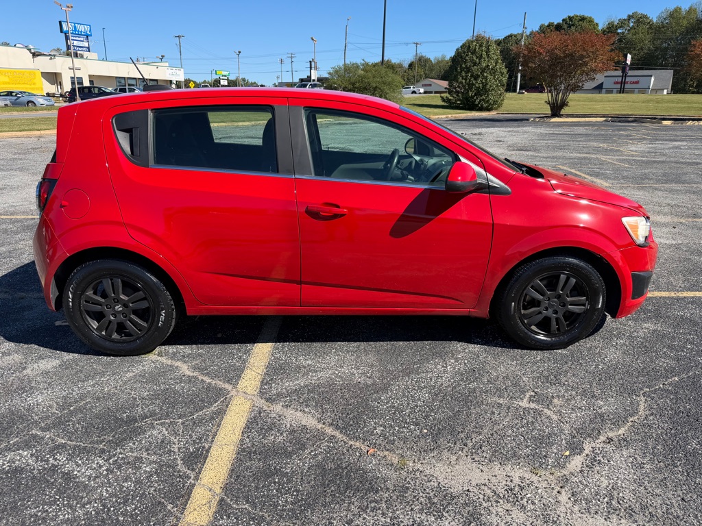 Photo 3 of this CHEVROLET SONIC