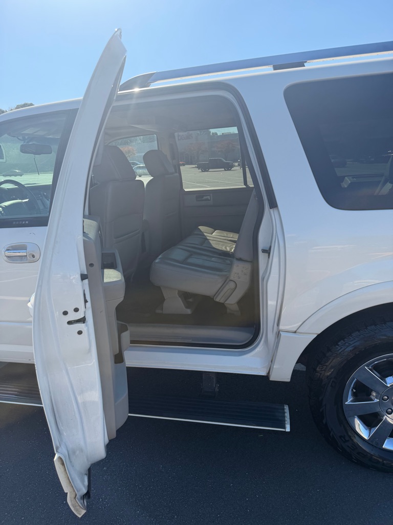Photo 5 of this FORD EXPEDITION