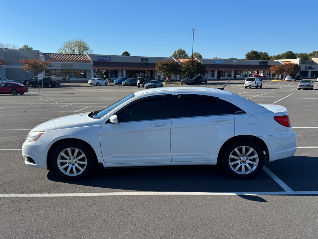 2012 CHRYSLER 200
