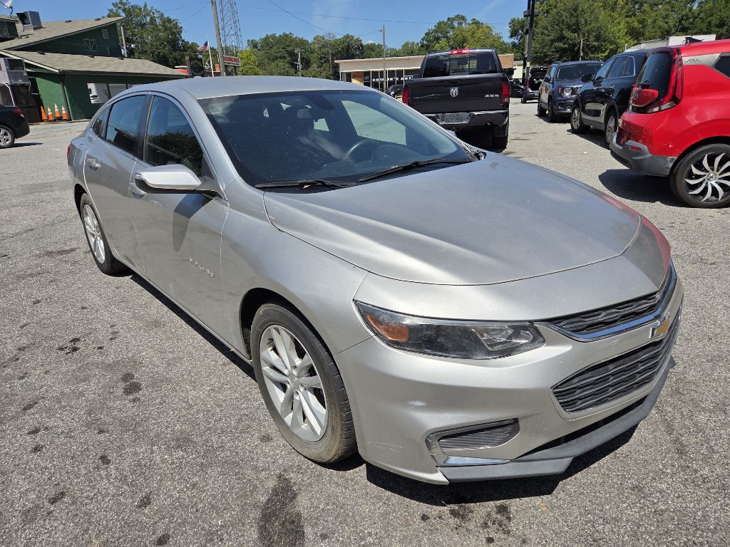 Photo 5 of this CHEVROLET MALIBU