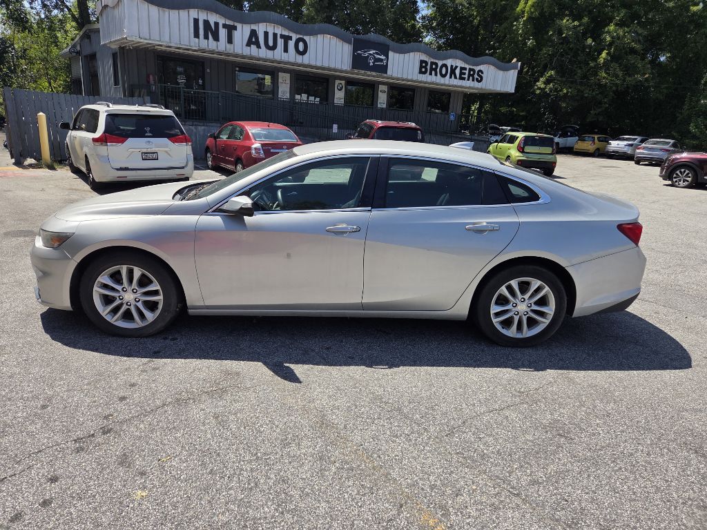 Photo 8 of this CHEVROLET MALIBU