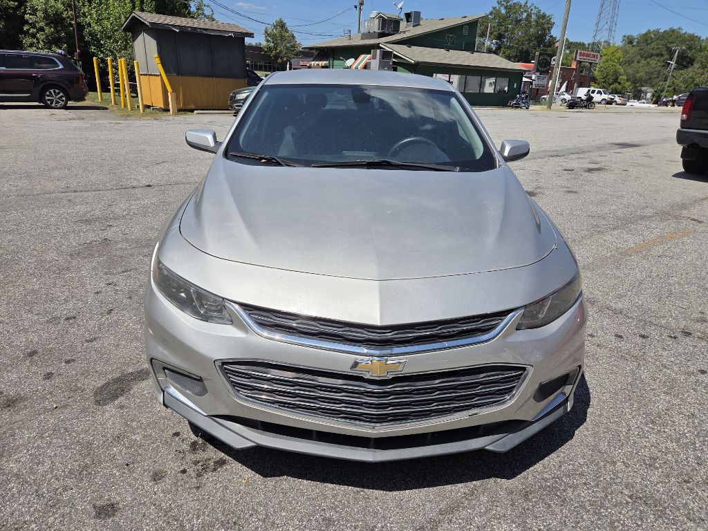 Photo 2 of this CHEVROLET MALIBU