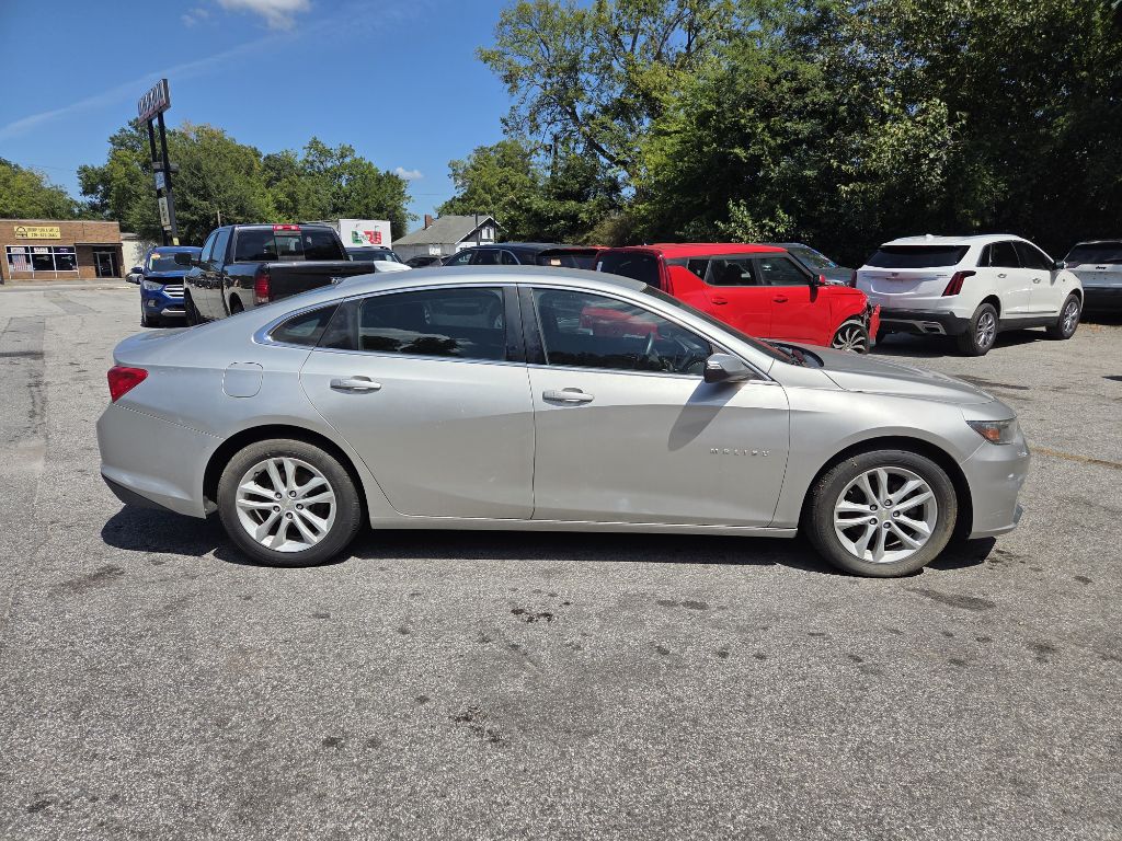 Photo 7 of this CHEVROLET MALIBU